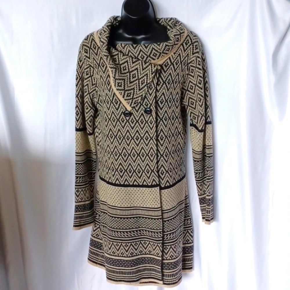 Papillon Knee Length Black & Cream cardigan, double-breasted closure, EUC